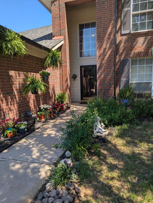 101 Silktree Ct, Lake Dallas, TX, 75065-2224 | Card Image