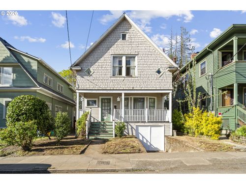 3027 Se Belmont St, Portland, OR, 97214 | Card Image