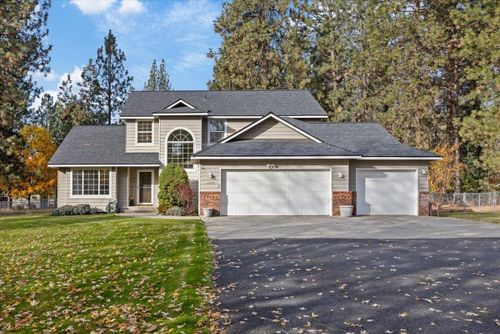 16898 N Hummingbird Ln, Nine Mile Falls, WA, 99026 | Card Image