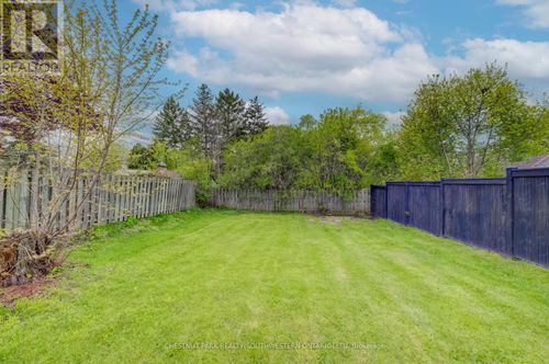 428 Eagle St S, Cambridge, ON, N3H1E7 | Card Image
