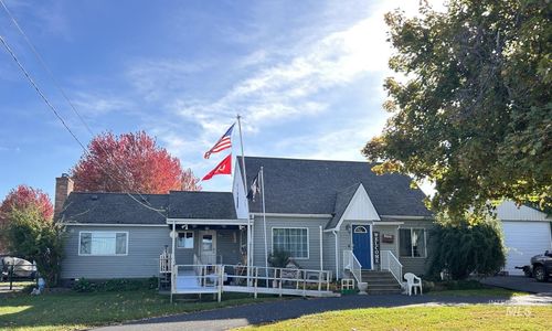 1306 Burrell Ave, Lewiston, ID, 83501-5740 | Card Image