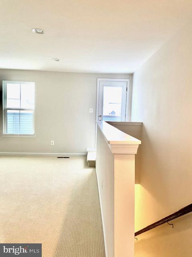 22370 Lucas Ter, Townhouse with 3 bedrooms, 4 bathrooms and null parking in ASHBURN VA | Image 36