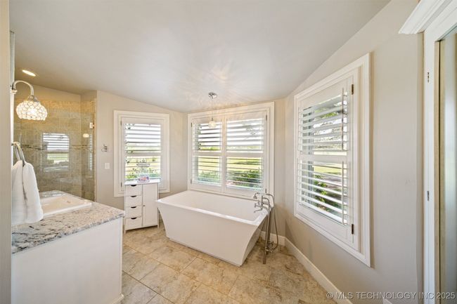 13031 Harvard Ave, House other with 5 bedrooms, 6 bathrooms and null parking in Jenks OK | Image 52