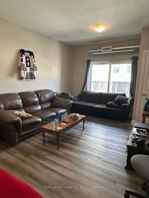 218-501 Frontenac St, Kingston, ON, K7K4L9 | Card Image