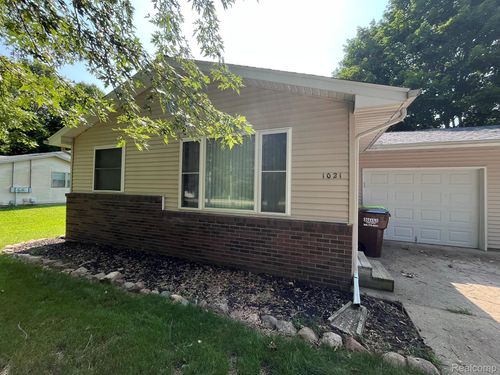 1021 Mill, Tecumseh, MI, 49286 | Card Image