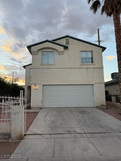 3923 Via Lucia Dr, Las Vegas, NV, 89115-0280 | Card Image