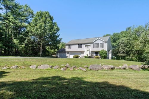 19 Squirrel Island Rd, Wareham, MA, 02576 | Card Image