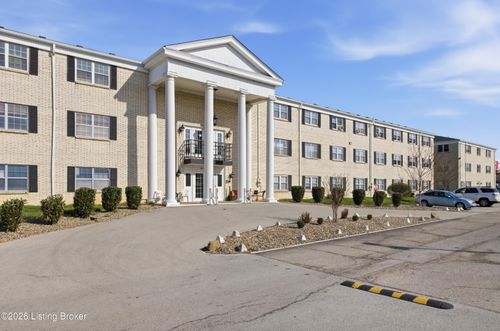 314 El Conquistador Pl, Louisville, KY, 40220-2022 | Card Image