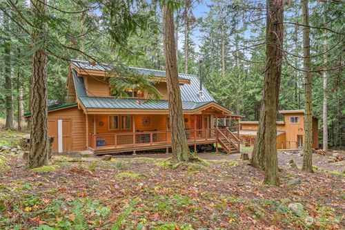 205 Makah Lane, Center Island, WA, 98221 | Card Image