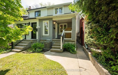 326 Kenilworth Ave, Toronto, ON, M4L3S8 | Card Image