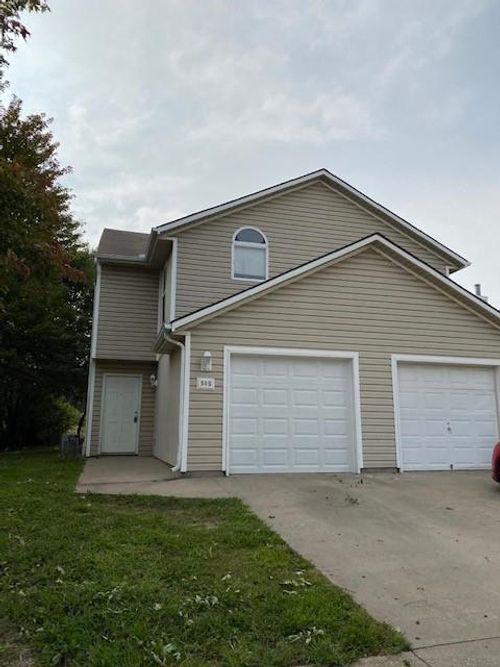 505-501-505 Sw 6th St, Blue Springs, MO, 64014-3988 | Card Image