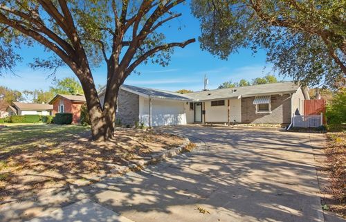 3310 Bryn Mawr Dr, Irving, TX, 75062-4533 | Card Image