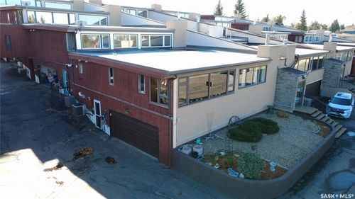 8-275 Alpine Cres, Swift Current, SK, S9H4T5 | Card Image