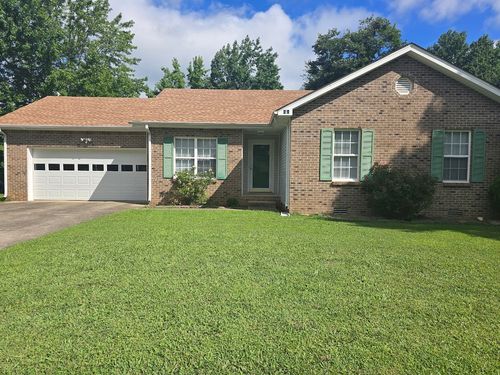 635 Ashley Oaks Dr, Clarksville, TN, 37042-6182 | Card Image