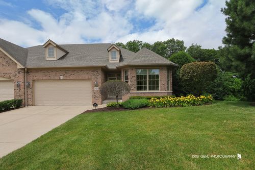 835 Woodglen Ln, Lemont, IL, 60439-3107 | Card Image