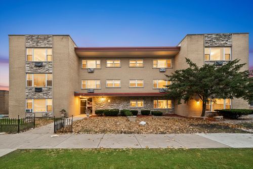 apt-202-415 Maple Ave, Oak Park, IL, 60302-3621 | Card Image