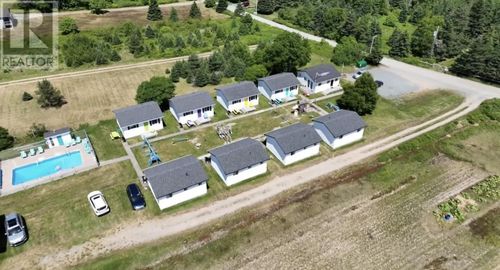 13 Bank Rd, Eastport, NL, A0G | Card Image