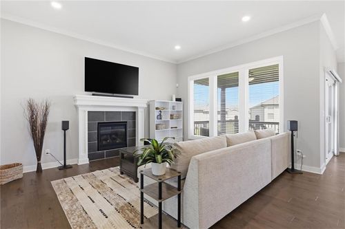 4417 Tanzanite Cir, Lee's Summit, MO, 64082-5102 | Card Image