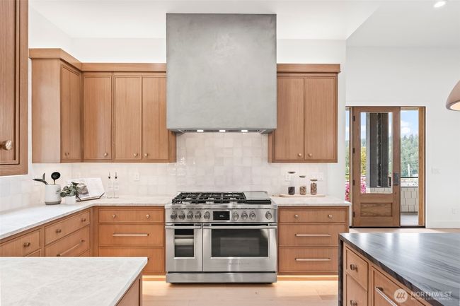 7402 Soundview Dr, House other with 4 bedrooms, 6 bathrooms and 3 parking in Gig Harbor WA | Image 10