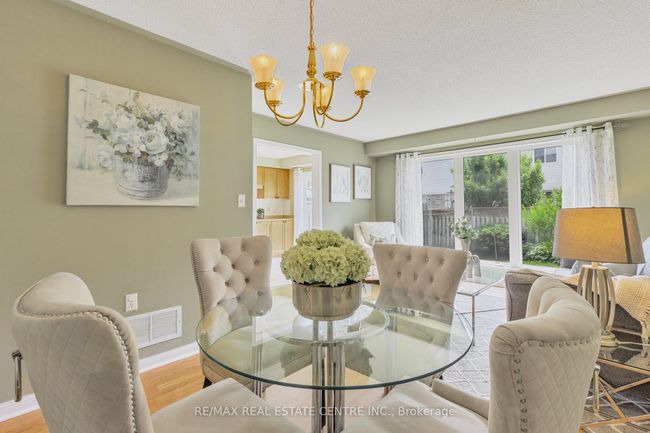 12 Sentimental Way, House attached with 3 bedrooms, 2 bathrooms and 1 parking in Brampton ON | Image 8