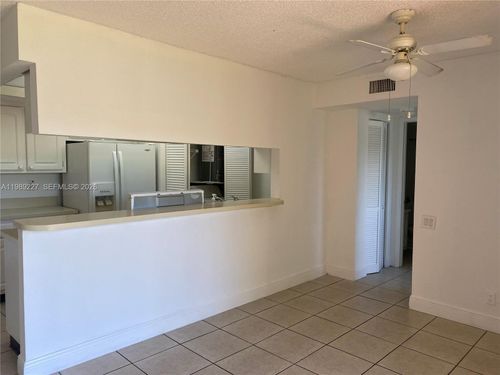 c15-4453 Treehouse Ln, Tamarac, FL, 33319 | Card Image