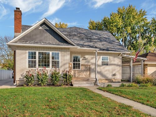 100 W 1st St, Coal City, IL, 60416-2000 | Card Image