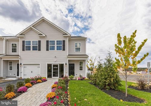1197 Susan Cir, BREINIGSVILLE, PA, 18031-8730 | Card Image
