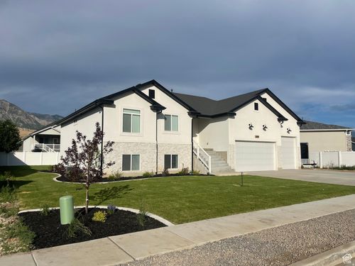 3834 N 2550 W, Farr West, UT, 84404-8650 | Card Image
