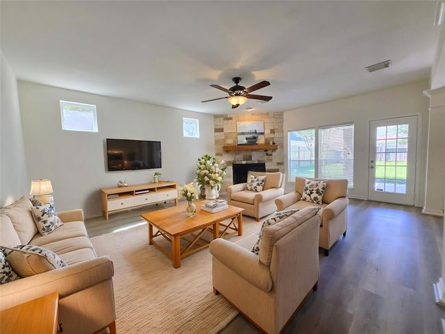 6415 Taimer Ct, House other with 4 bedrooms, 3 bathrooms and 2 parking in Sugar Land TX | Image 9