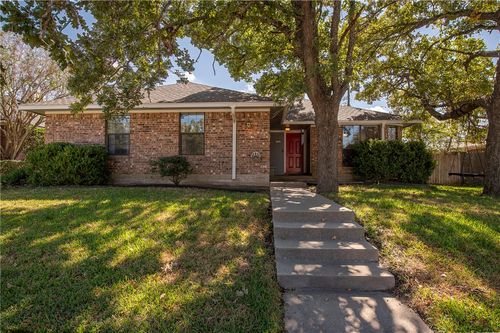 5804 Sheffield Terrace Ln, Bryan, TX, 77802-5648 | Card Image