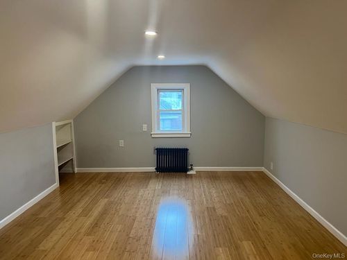 18806 Brinkerhoff Ave, Saint Albans, NY, 11412-1907 | Card Image