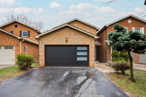61 Trothen Cir, Markham, ON, L3P4H3 | Card Image