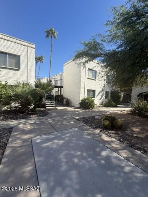 224-8450 E Old Spanish Trl, Tucson, AZ, 85710-4306 | Card Image