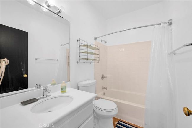 2216 Jeans Ct, House other with 3 bedrooms, 3 bathrooms and 2 parking in Signal Hill CA | Image 8