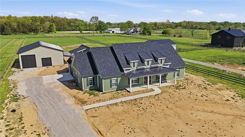 9364 Kenrick Rd, Dayton, OH, 45458-5306 | Card Image