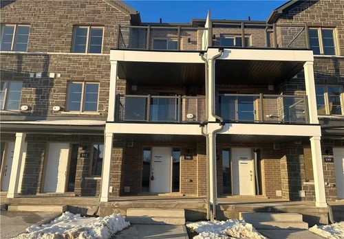 195 W Oak Trail, Kitchener, ON, N2R0R9 | Card Image