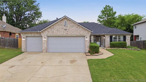 4434 Toledo Ct, Broken Arrow, OK, 74012-6076 | Card Image