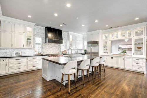 1811 Harvard St, Houston, TX, 77008-4341 | Card Image