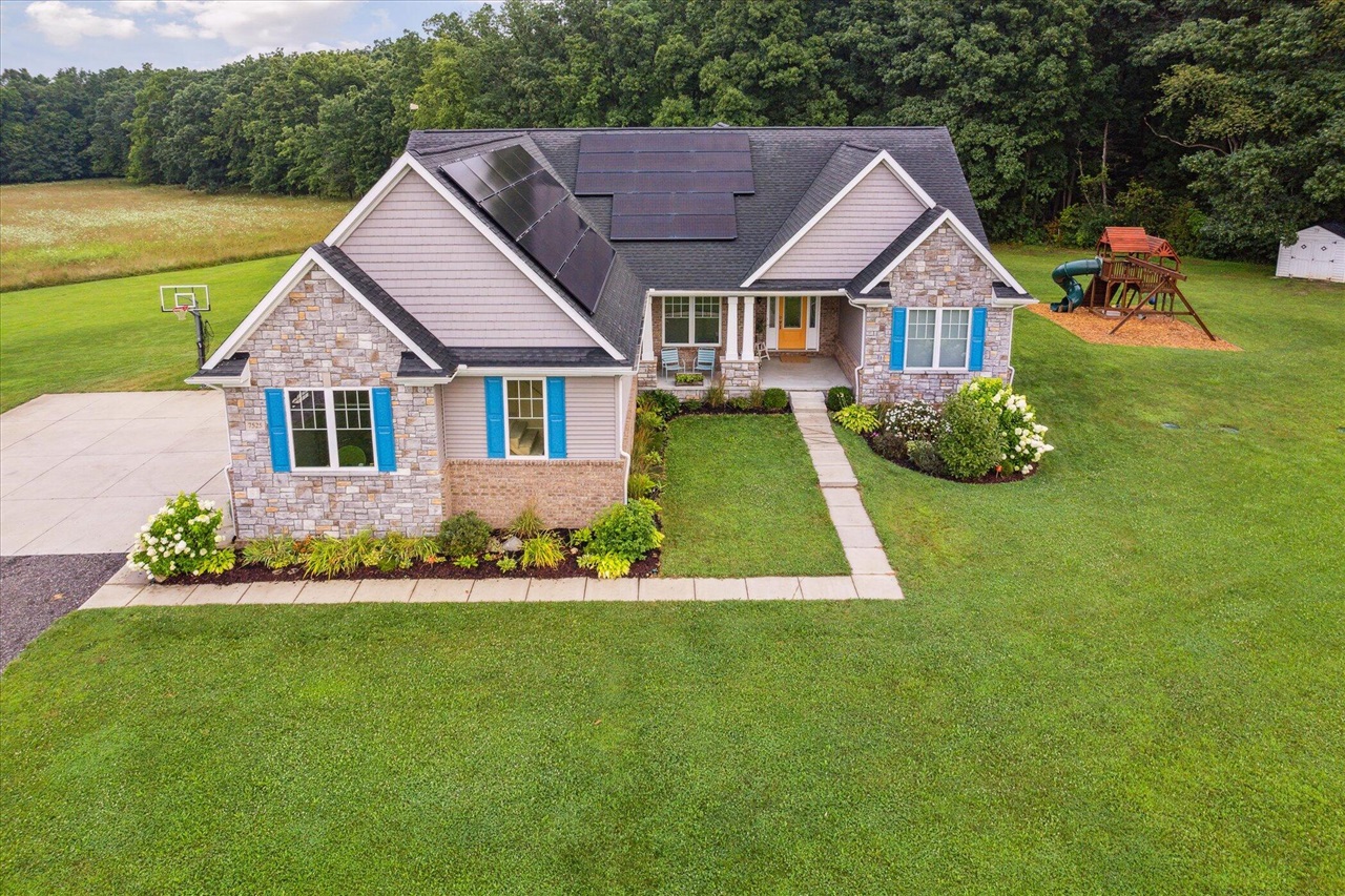 Terra Ln, Ann Arbor, MI 48105