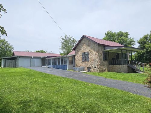 273 E Lee Dr, Palmer, TN, 37365-2613 | Card Image