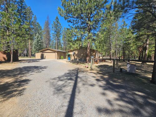 1764 Lariat Ct, La Pine, OR, 97739-9697 | Card Image