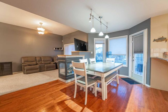 19 Fairmont Gate S, House other with 3 bedrooms, 4 bathrooms and 4 parking in Lethbridge AB | Image 4