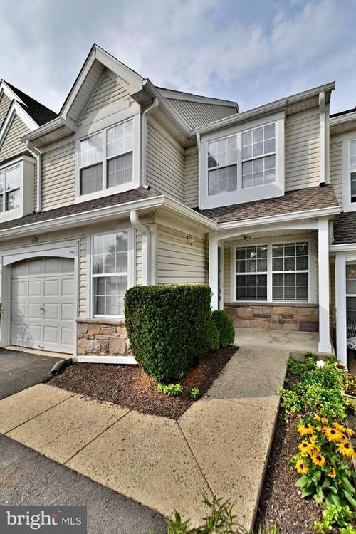 23-302 Weston Ln, NEW HOPE, PA, 18938-1088 | Card Image