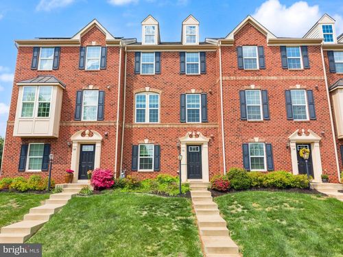 36 Madison St, Warrenton, VA, 20186-3845 | Card Image