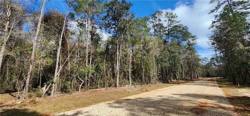 19551 Southern Pine St St, Covington, LA, 70433 | Card Image