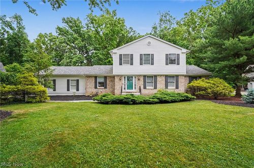 553 N Briarcliff Dr, Canfield, OH, 44406-1008 | Card Image