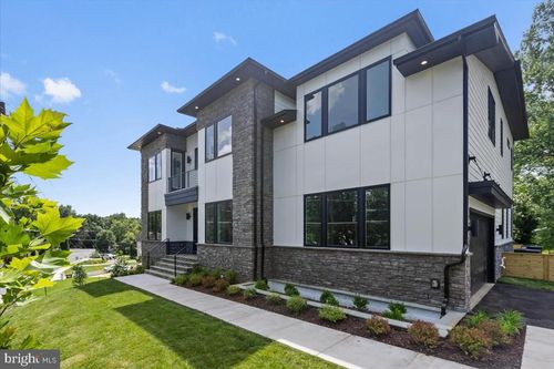 6511 Ivy Hill Dr, MCLEAN, VA, 22101-5203 | Card Image