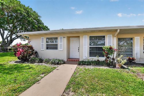 8662 Bella Vista Dr, Boca Raton, FL, 33433-1837 | Card Image