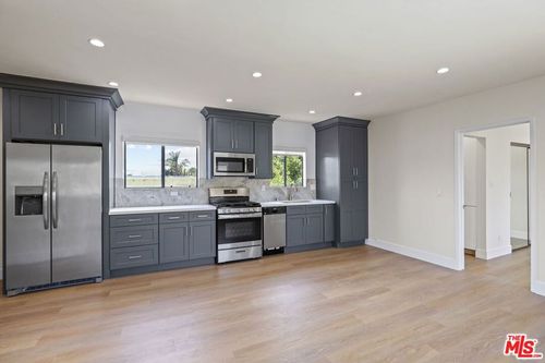 apt-6-2001 Penmar Ave, Venice, CA, 90291-4078 | Card Image
