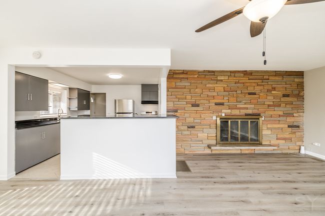 214 N Hunter St, House other with 3 bedrooms, 1 bathrooms and 2 parking in Thornton IL | Image 5
